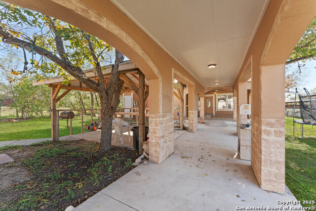 Image 33 of 75 For 2930 Shane Rd