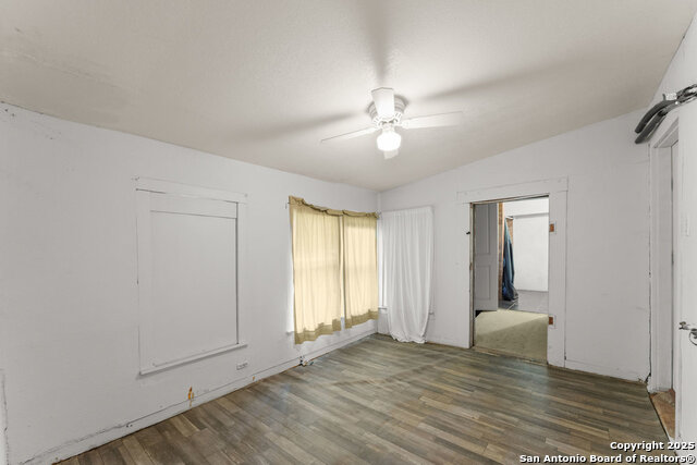 Image 40 of 75 For 2930 Shane Rd