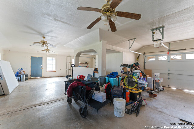 Image 51 of 75 For 2930 Shane Rd