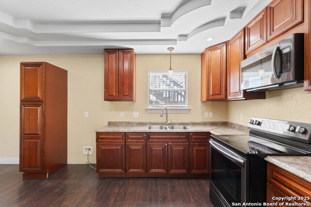 Image 7 of 75 For 2930 Shane Rd