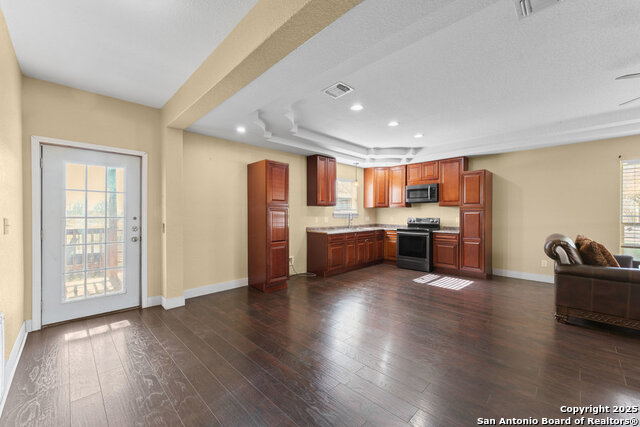 Image 8 of 75 For 2930 Shane Rd