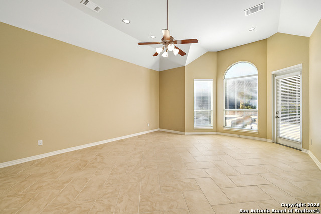 Image 16 of 27 For 9014 Woodland Pass