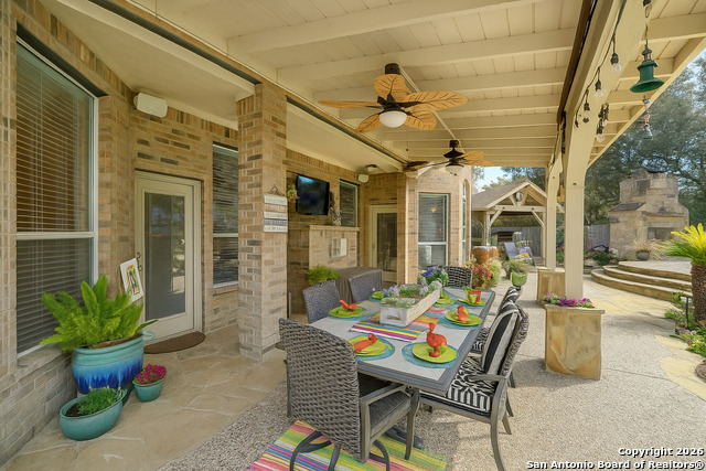 Image 5 of 27 For 9014 Woodland Pass