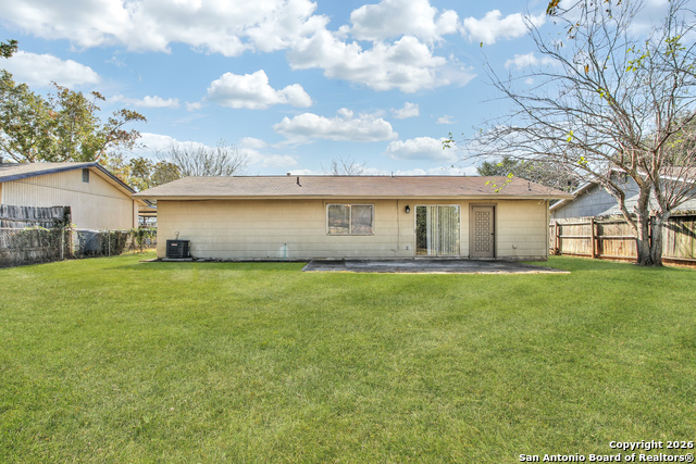 Image 22 of 23 For 6711 Spring Hollow