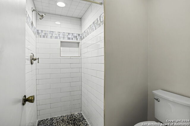 Image 19 of 26 For 5224 Rolling Ridge E