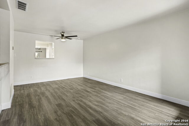 Image 8 of 26 For 5224 Rolling Ridge E