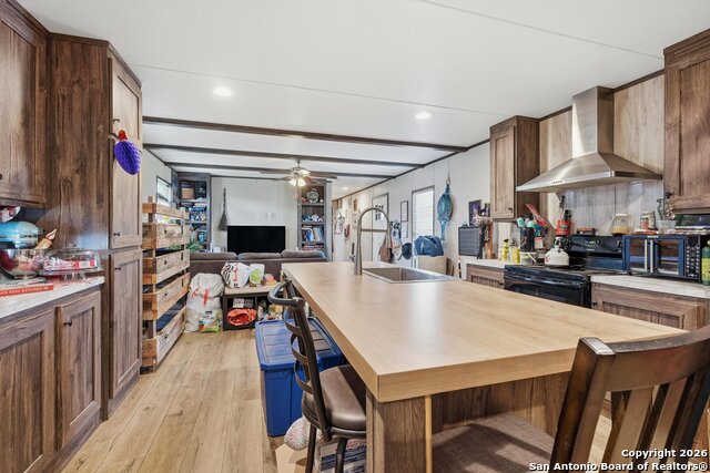 Image 12 of 30 For 4426 Southern Trl