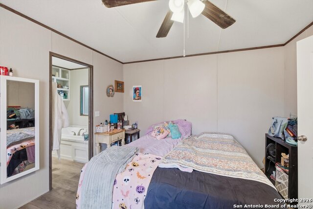 Image 20 of 30 For 4426 Southern Trl