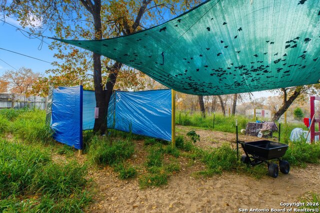 Image 28 of 30 For 4426 Southern Trl