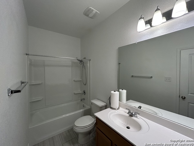 Image 30 of 52 For 11807 Black Rose