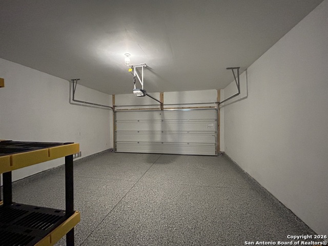 Image 42 of 52 For 11807 Black Rose