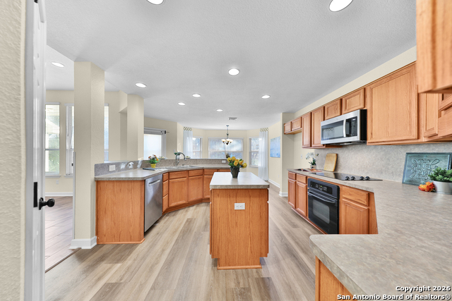 Image 12 of 57 For 9618 Geronimo Path