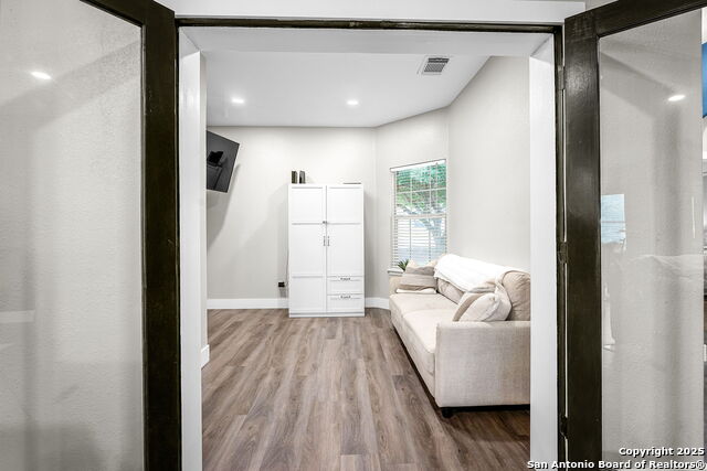 Image 13 of 30 For 1616 Sunnycrest