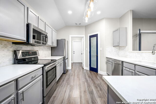 Image 9 of 30 For 1616 Sunnycrest