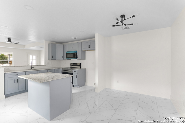 Image 21 of 29 For 845 Tee  