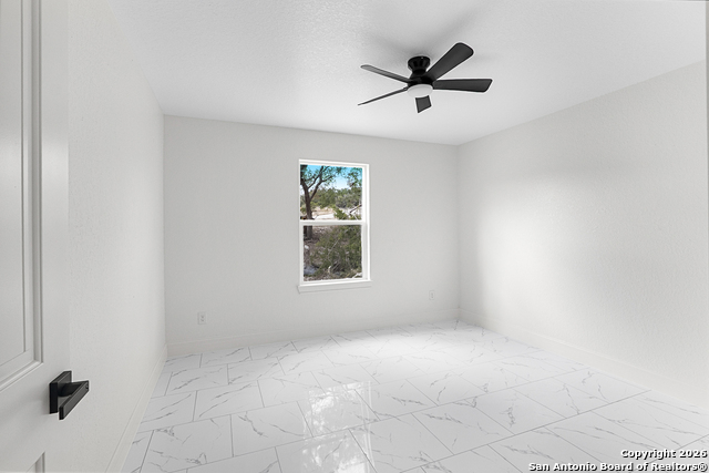 Image 24 of 29 For 845 Tee  