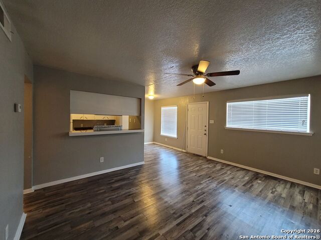 Image 5 of 7 For 516 Gentleman  17