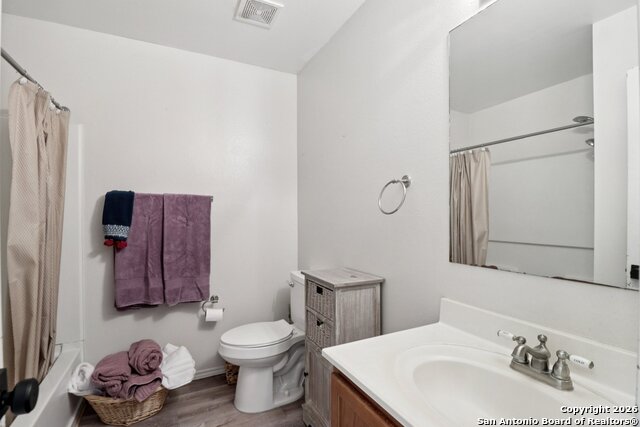 Image 16 of 22 For 7311 Carriage Run