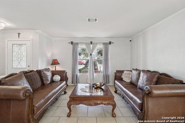 Image 5 of 22 For 7311 Carriage Run