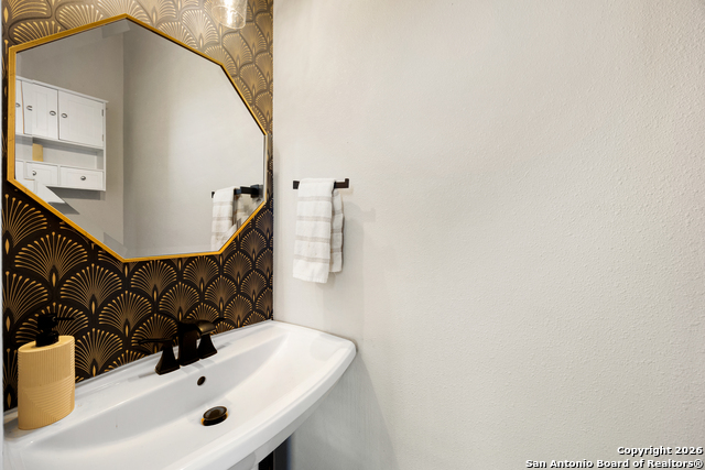 Image 28 of 50 For 6711 Washita