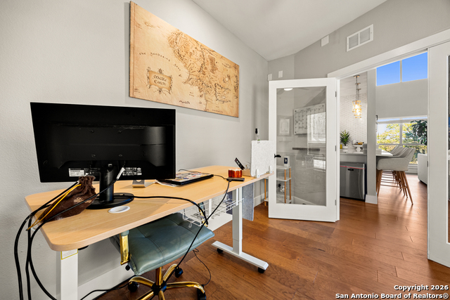 Image 30 of 50 For 6711 Washita