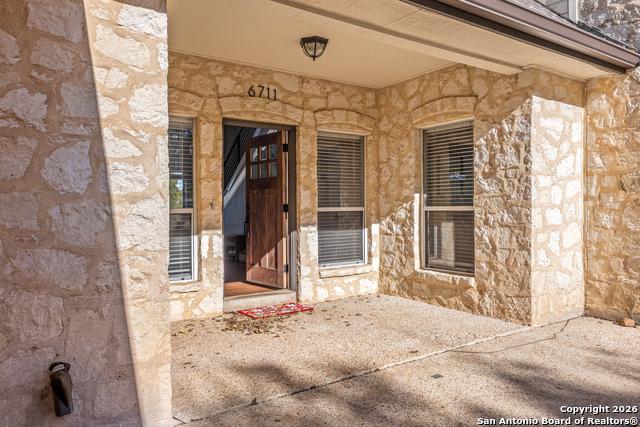 Image 4 of 50 For 6711 Washita