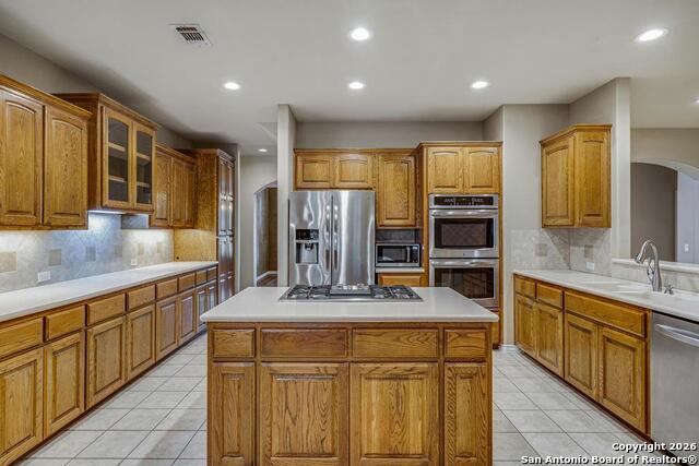 Image 17 of 45 For 18347 Emerald Oaks