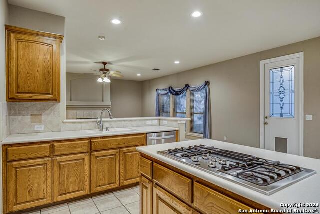 Image 19 of 45 For 18347 Emerald Oaks