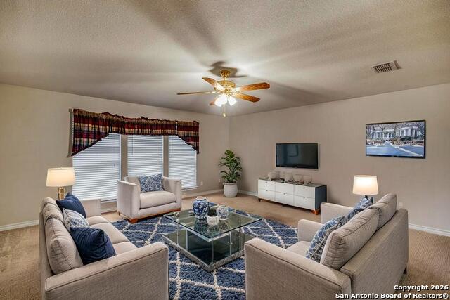 Image 28 of 45 For 18347 Emerald Oaks