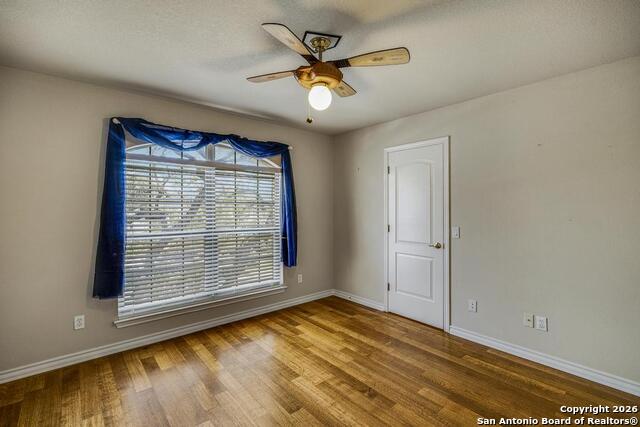 Image 30 of 45 For 18347 Emerald Oaks