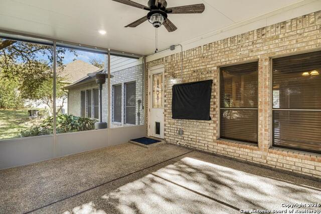 Image 37 of 45 For 18347 Emerald Oaks