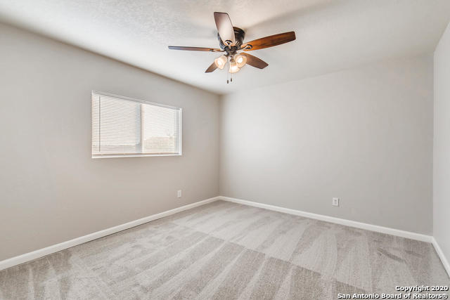 Image 24 of 30 For 9718 Amber Ledge