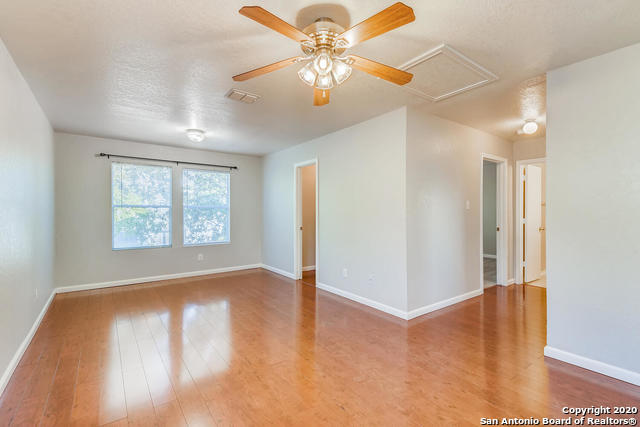 Image 25 of 30 For 9718 Amber Ledge