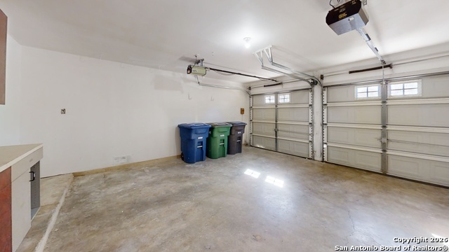 Image 33 of 46 For 2803 Burning Log St