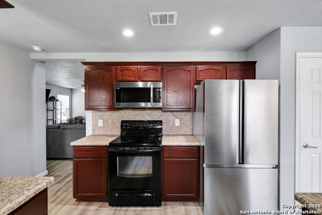 Image 11 of 34 For 9159 Mare Hunt