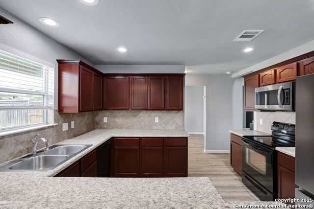 Image 13 of 34 For 9159 Mare Hunt