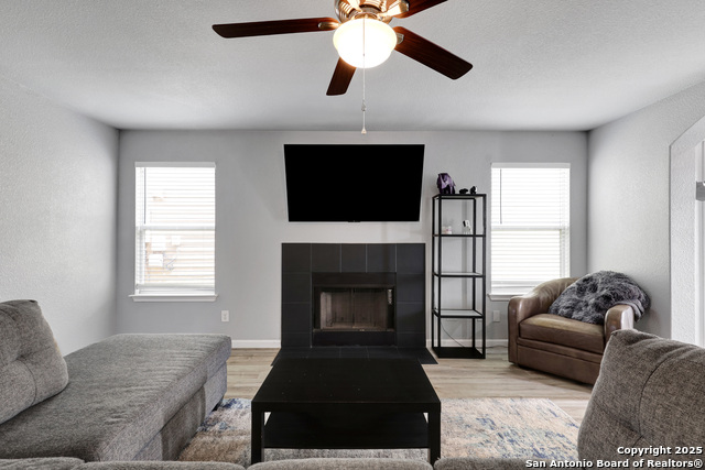 Image 4 of 34 For 9159 Mare Hunt