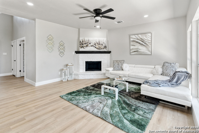 Details for 907 Amigo  , San Antonio, TX 78260