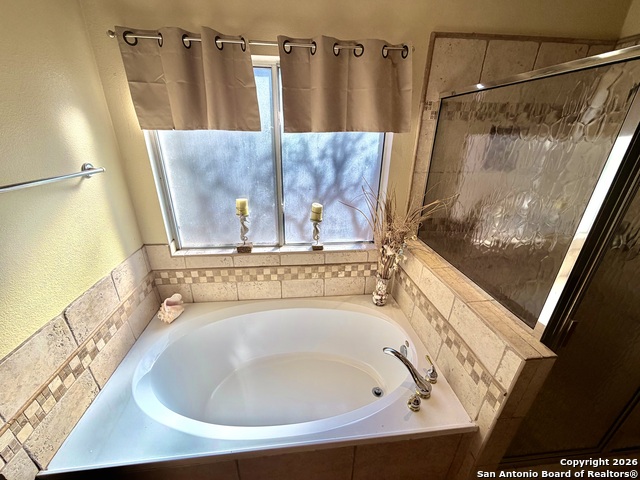 Image 22 of 41 For 15202 Tamaron Vly