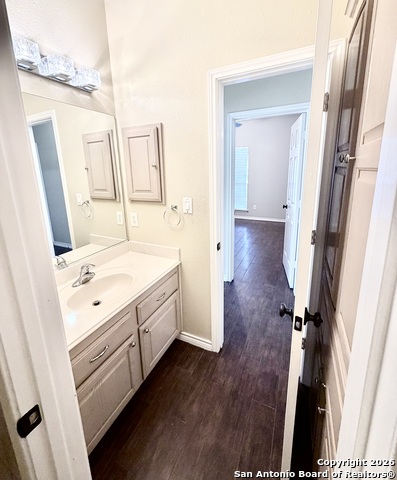 Image 26 of 41 For 15202 Tamaron Vly