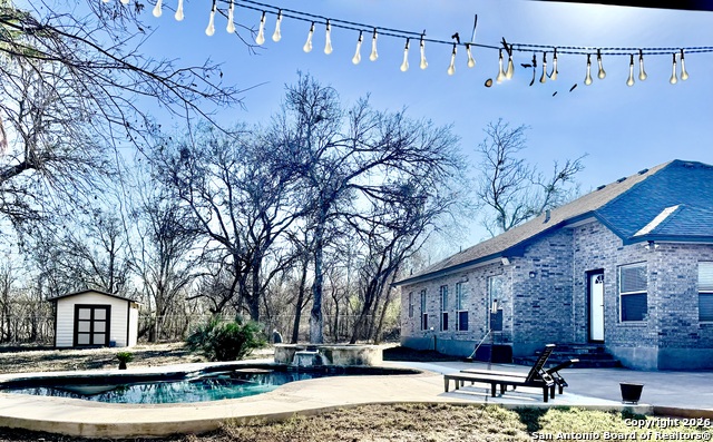 Image 33 of 41 For 15202 Tamaron Vly