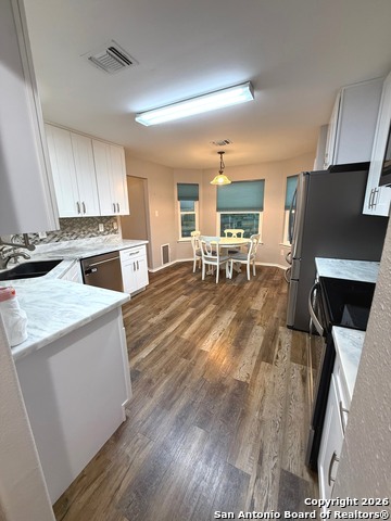 Image 22 of 46 For 8926 Veranda