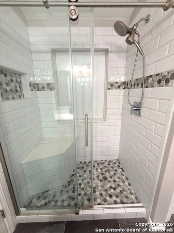 Image 25 of 46 For 8926 Veranda