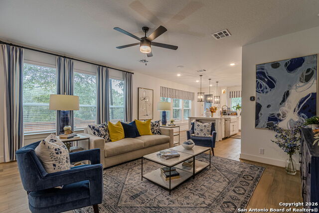 Image 23 of 87 For 905 Easy Gruene