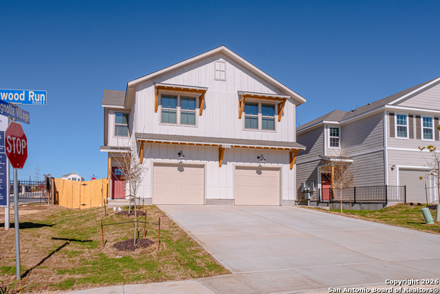 Image 2 of 29 For 12349 Montgomery Forest