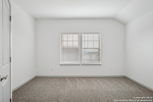 Image 23 of 29 For 12349 Montgomery Forest