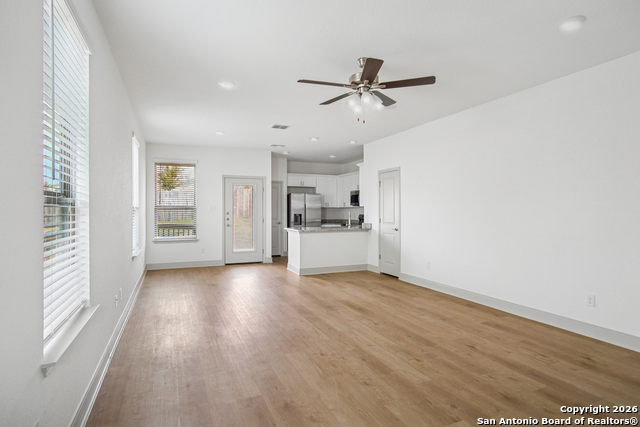 Image 5 of 29 For 12340 Montgomery Forest