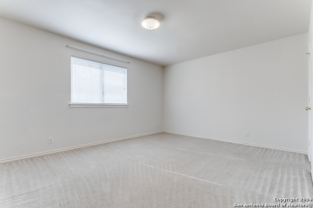 Image 18 of 25 For 15326 Preston Pass