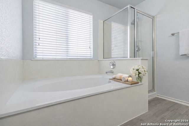 Image 11 of 17 For 7911 Saratoga