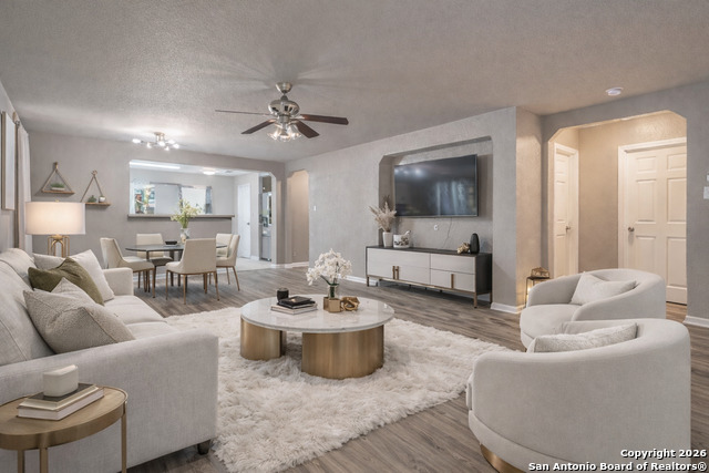 Image 3 of 17 For 7911 Saratoga